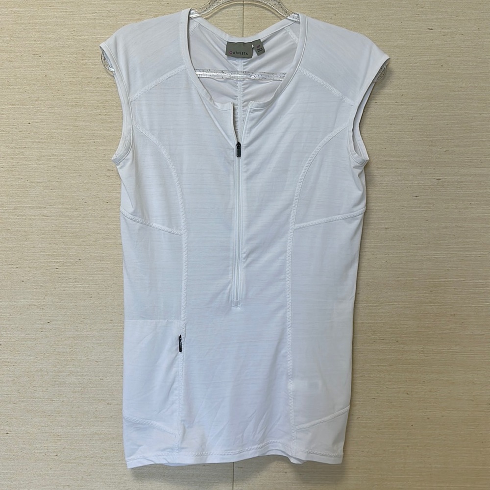 Athleta • White Active Top • Sz M Tall